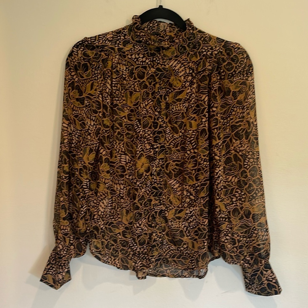 Evereve Floral Button Down Blouse